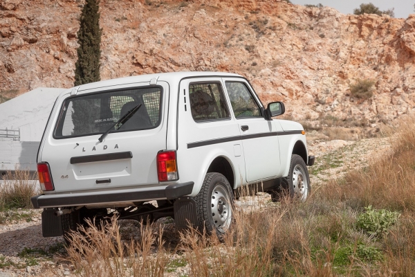 lada niva επαγγελματικό 